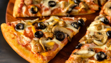 Papa Murphy’s, Free Large Pizza with up to 5 Toppings